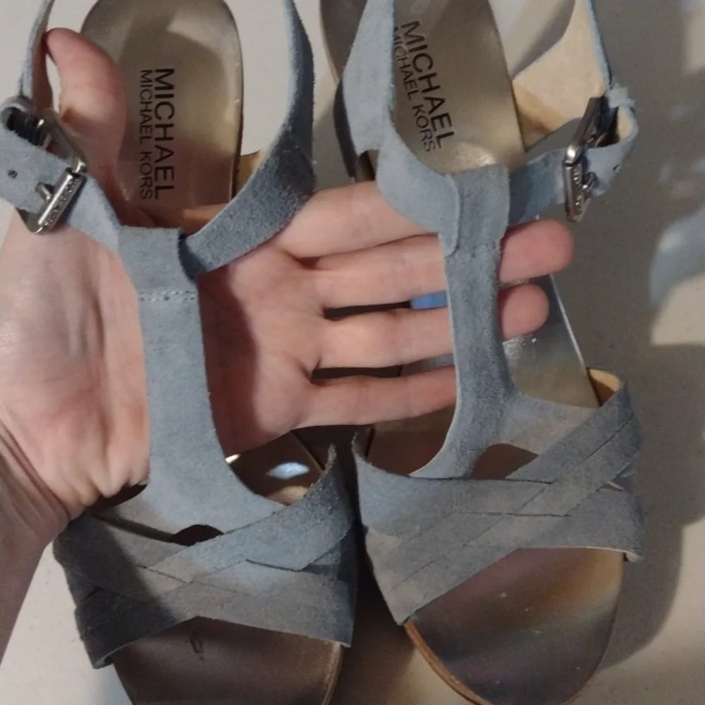 Michael by Michael kors blue wedged sandal size 9 and 1/2